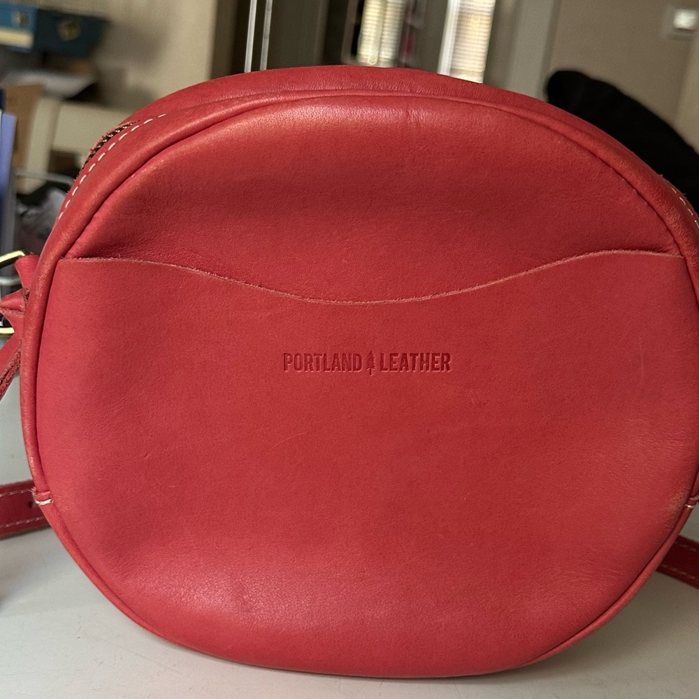 Portland Leather Crossbody Bag